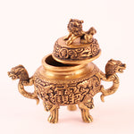 Wink Showpiece  -  6.5 cm