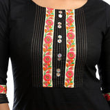 Fab Nisa Solid Women's Straight Kurta