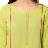 Baalaa Solid Women's Flared Kurta