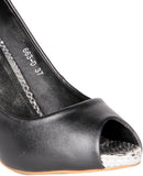 La Isla Women Heels