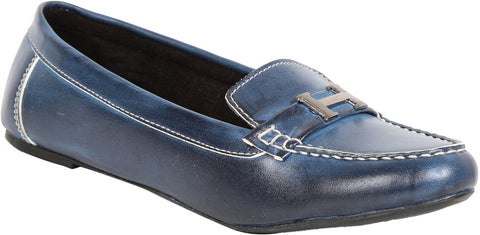 Adorn Elegant and Trendy Loafers