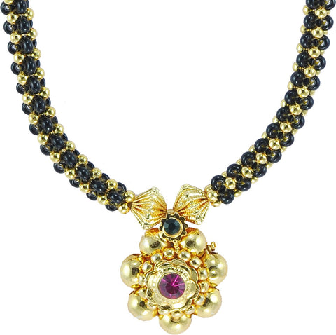 Womens Trendz Kolhapuri Saaj Thushi Crystal Yellow Gold Plated Alloy Necklace