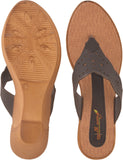 Walkaway Women Wedges