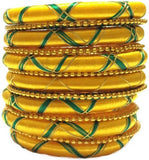 Kuhuk Plastic Bangle Set