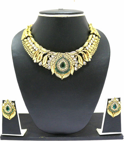 Zaveri Pearls Traditional Alloy Jewel Set